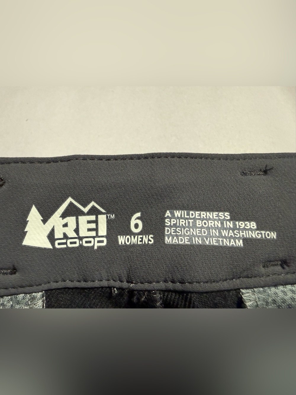 REI Women’s Charcoal Activator Hiking Outdoor Pants with Integrated Belt Size 6 - Picture 10 of 13